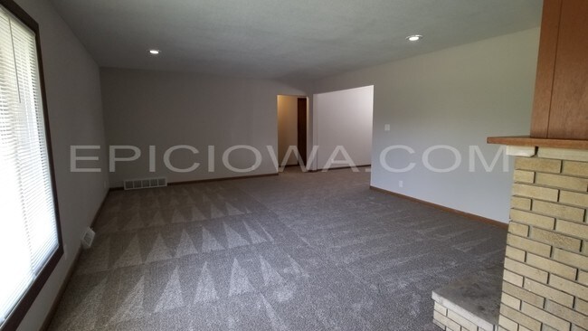 Foto del edificio - 5006 Spencer Dr SW