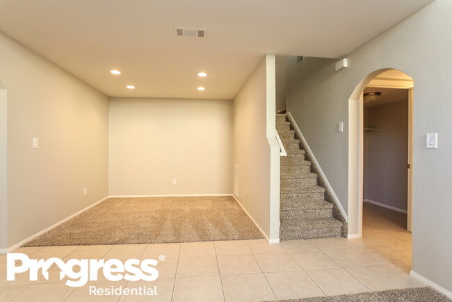 Building Photo - 7621 Desert Breeze Ave