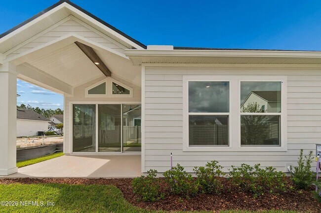 Foto del edificio - 328 Blue Hampton Dr