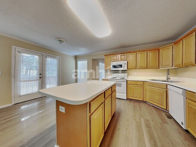 Foto del edificio - 6613 Ivy Stone Dr