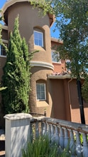 Building Photo - 342 Casselino Dr
