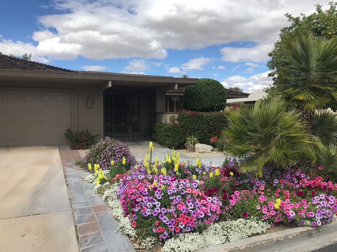 Foto del edificio - 2 Lafayette Dr