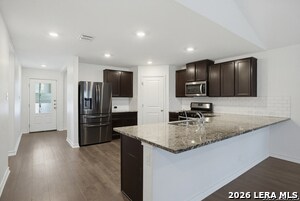 Foto del edificio - 14251 Geyserite Ave