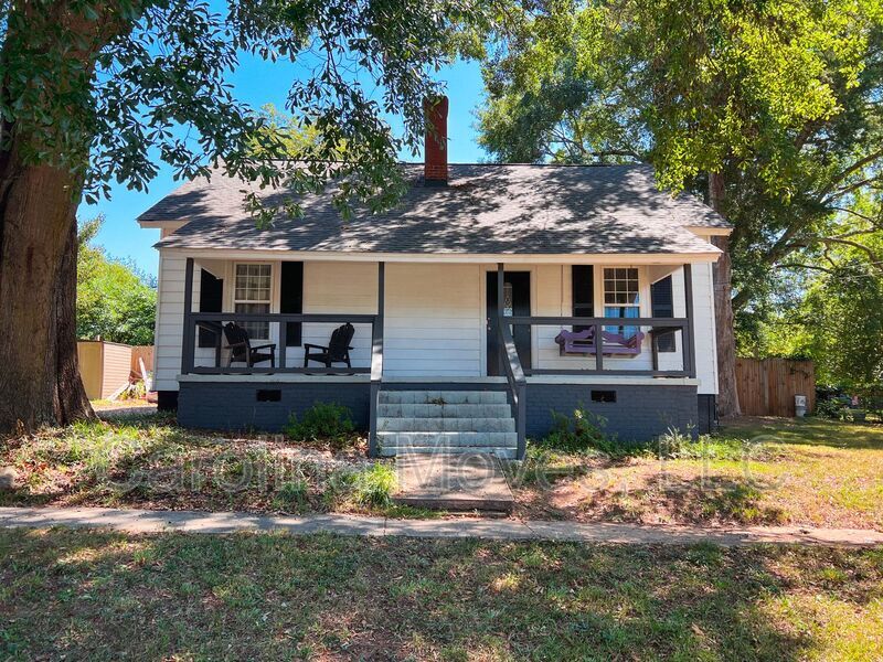 Primary Photo - 113 Iselin St