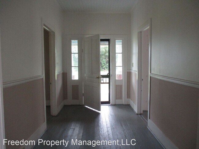 Building Photo - 2 br, 2 bath House - 5792 Butler Nursery Road