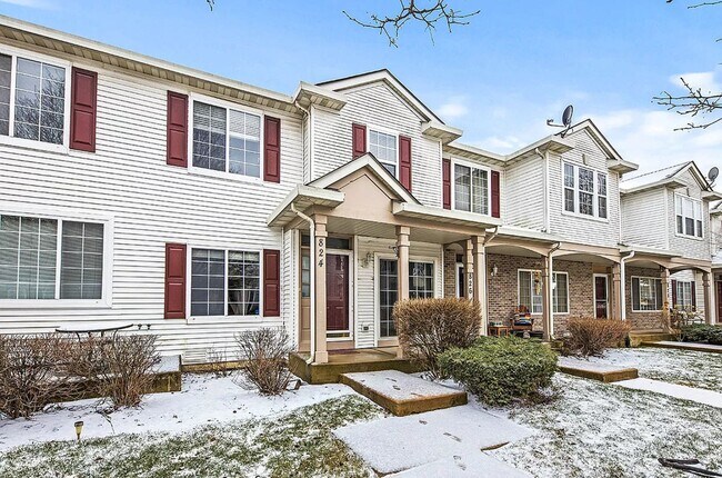 Photo - 824 County Line Rd Townhome