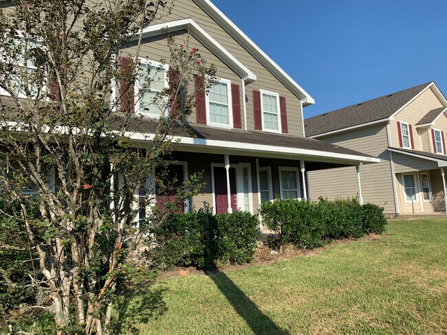 Building Photo - 23241 Richards Rd