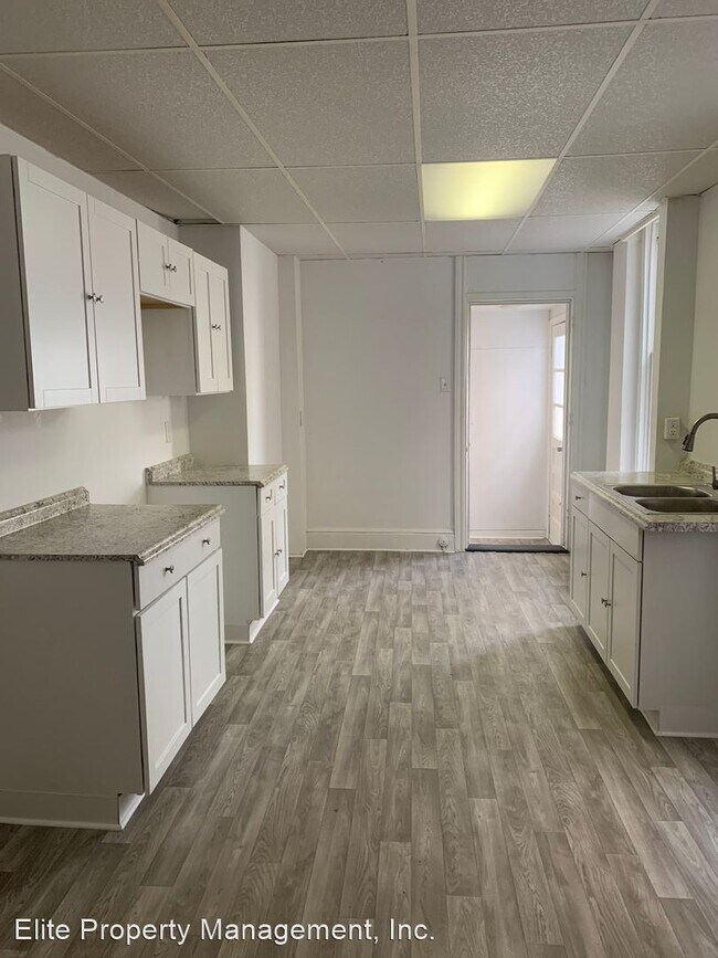 Building Photo - 1 br, 1 bath House - 40 N. Tremont Unit #1