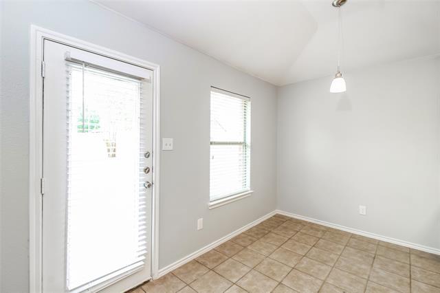 Building Photo - 1421 Eufemia Dr