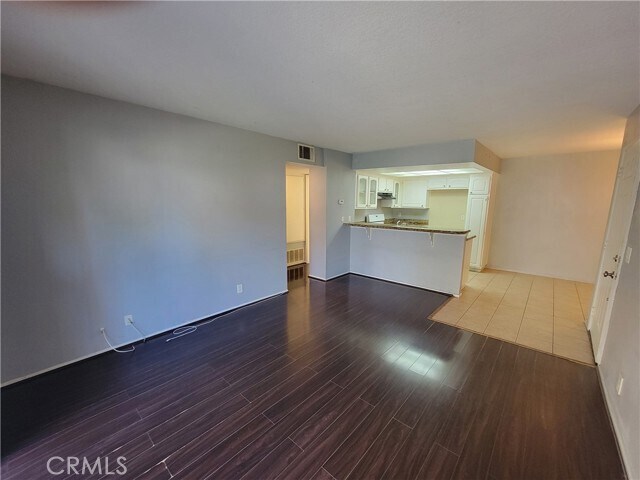 Foto del edificio - 1309 W Mission Blvd