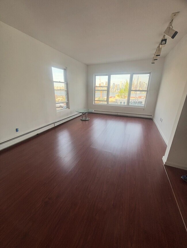 Building Photo - 5107 JFK Blvd E