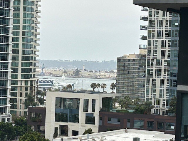 Foto del edificio - 425 W Beech St