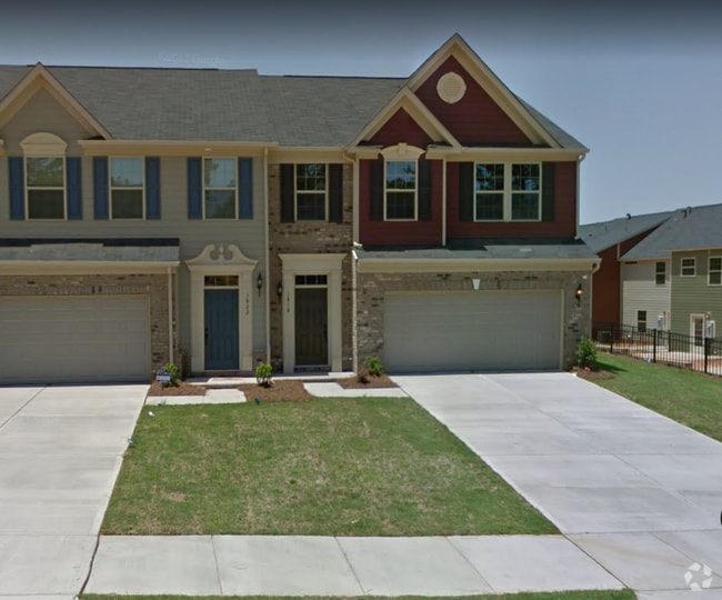 Building Photo - 1818 Fleetwood Dr