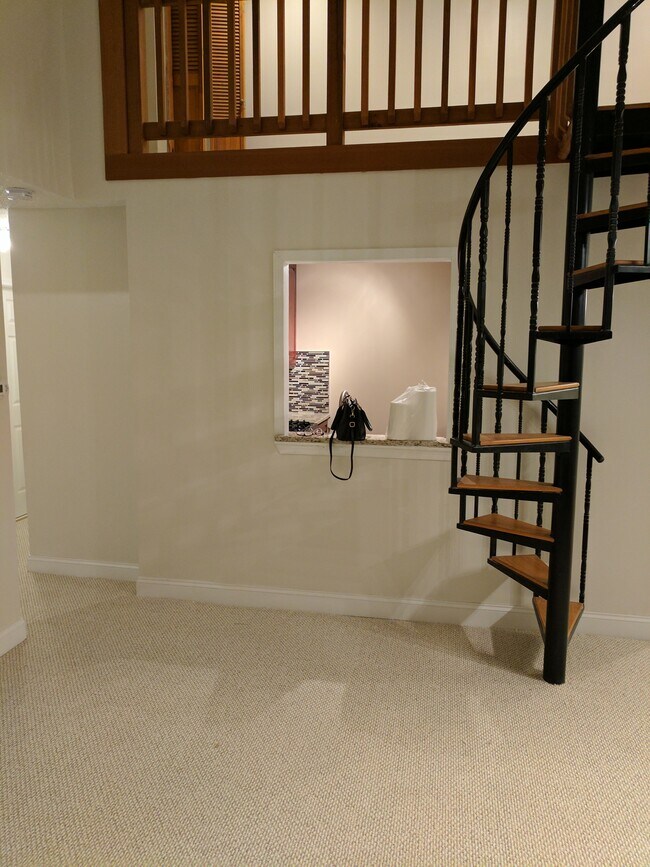Building Photo - 1607 PEBBLE PLACE