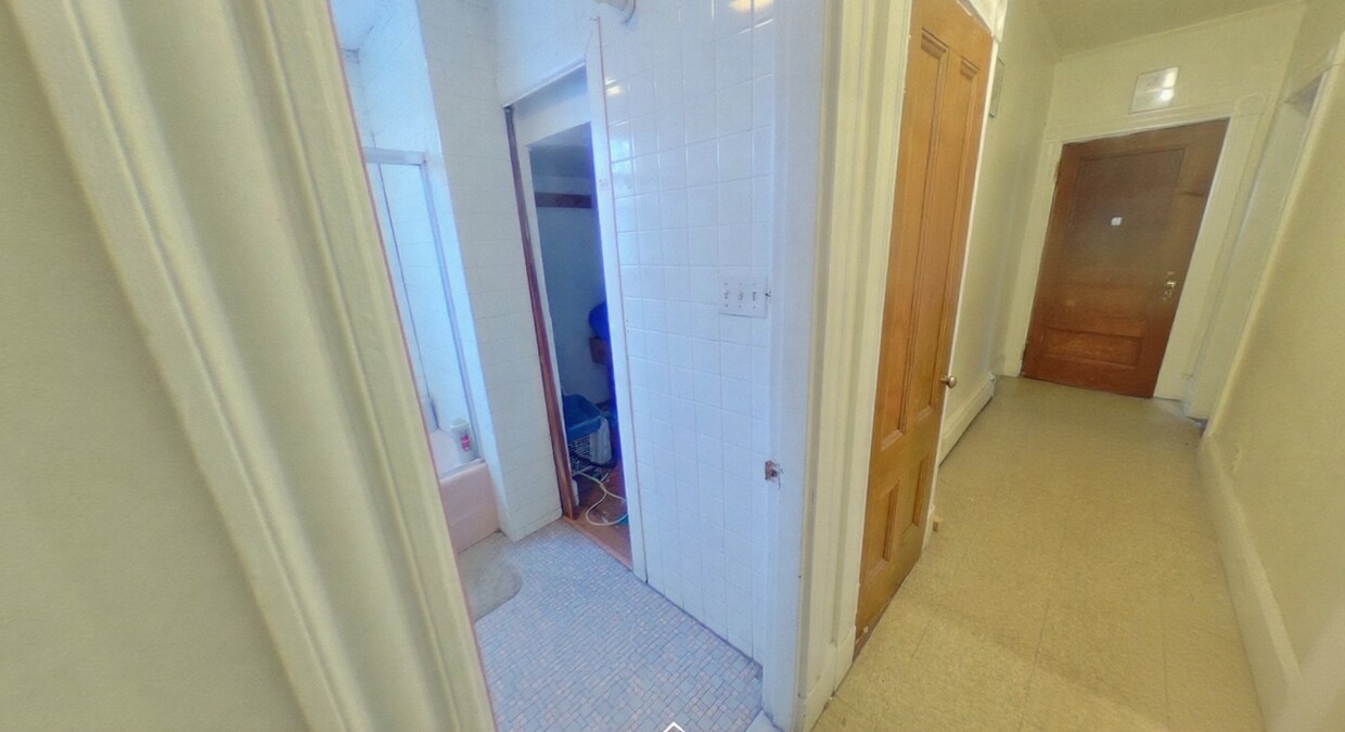 Building Photo - 24 Everett St