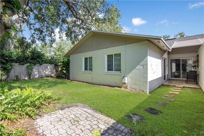 Building Photo - 6269 Sandcrest Cir