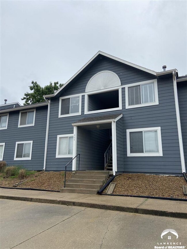 Building Photo - 505 Colorado St