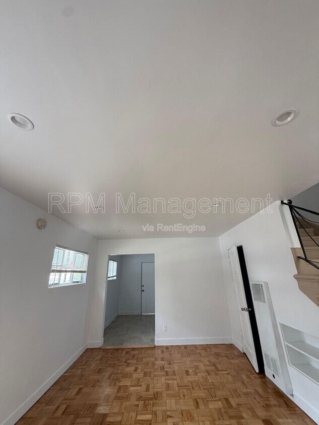 Foto principal - 14522 Gault St