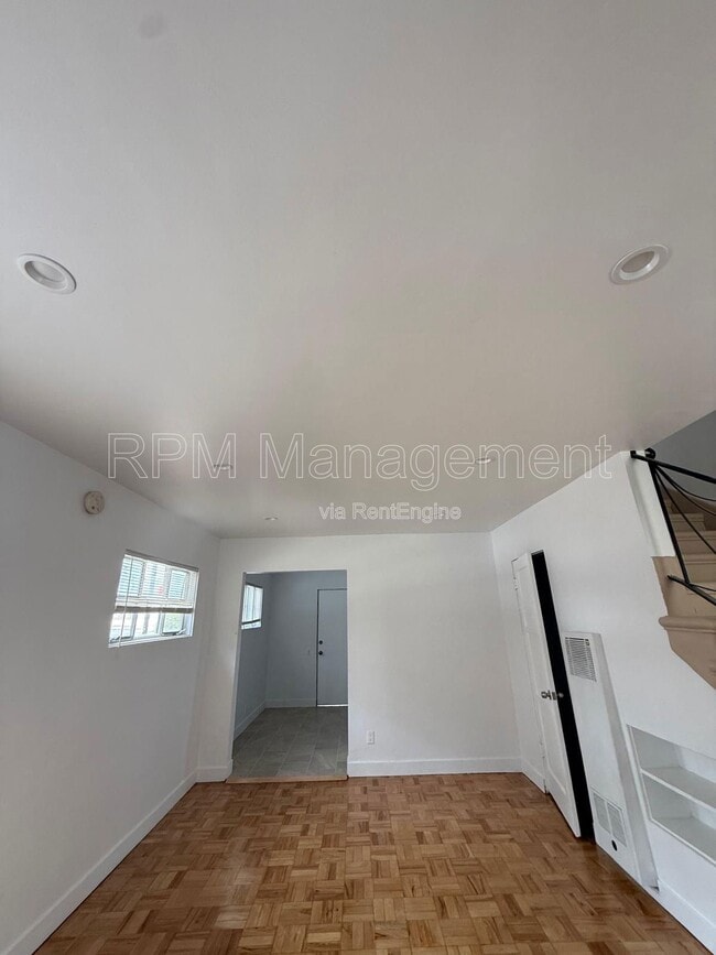 Building Photo - 14522 Gault St