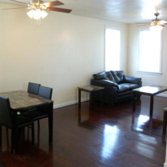 Building Photo - 203 Cherry St