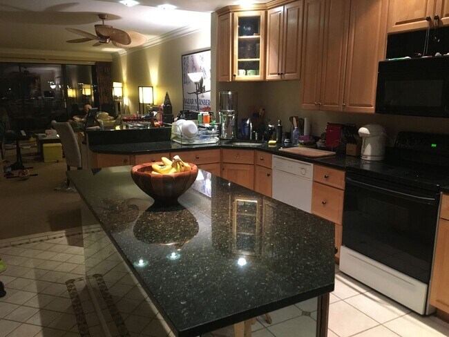 Foto del edificio - 2 Bedroom Condo in Norwalk