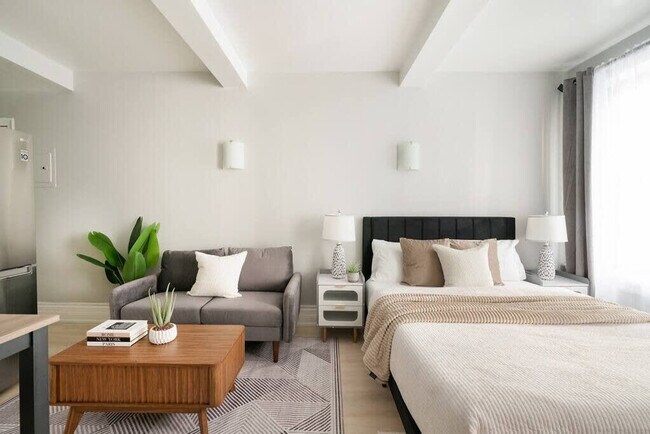 Foto del edificio - 240 W 73rd St