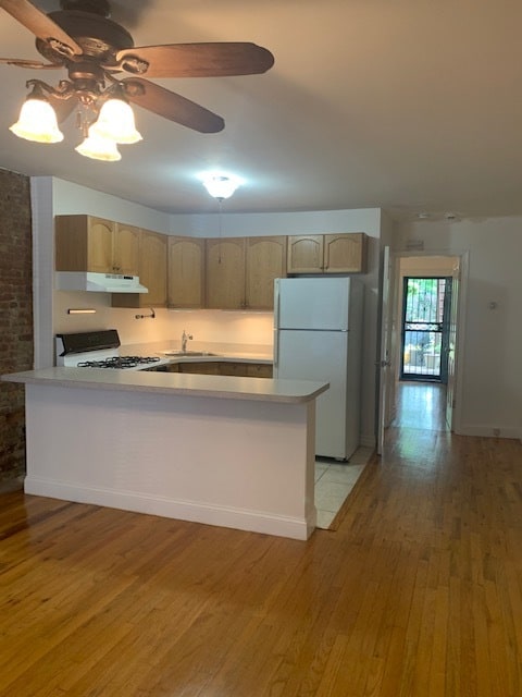 Kitchen - 288 Monmouth St