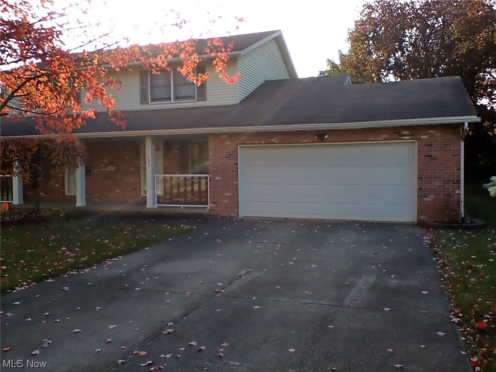 Foto del edificio - 1507 Barchester Ave NW