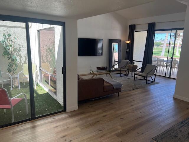 Building Photo - 150 Avenida Las Palmas