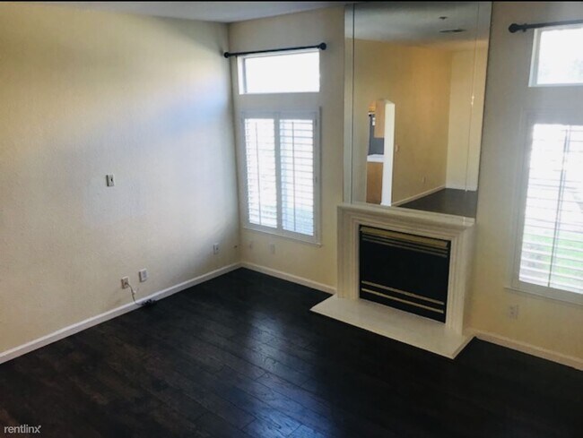 Foto del edificio - 4 br, 3 bath House - 5776 Belleza Drive