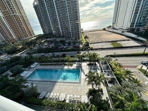 Building Photo - 17550 Collins Ave