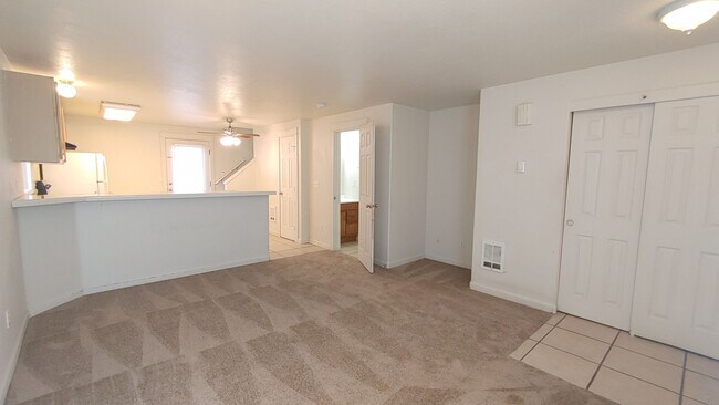 Foto del edificio - 13324 SE Stark St