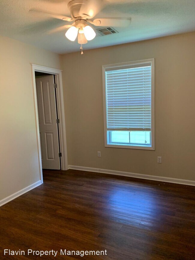 Building Photo - 3 br, 2 bath House - 4006 Kirkman St.