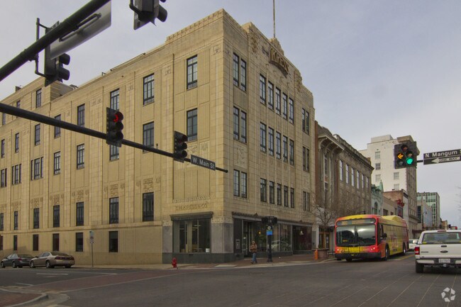 Building Photo - 107-109 W Main St