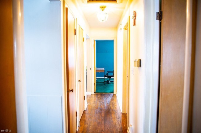 Building Photo - 4 br, 2 bath House - 400 S Can Dota Ave
