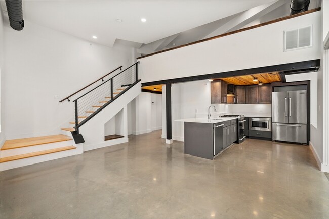 Building Photo - 26 Hichborn St