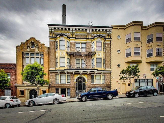 Foto del edificio - 655 Hyde St