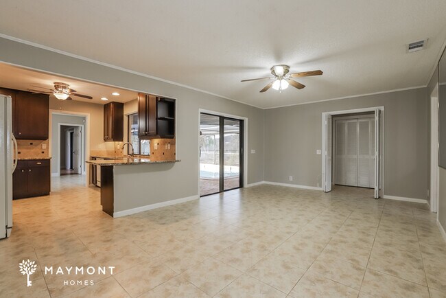 Building Photo - 141 Lameraux Rd