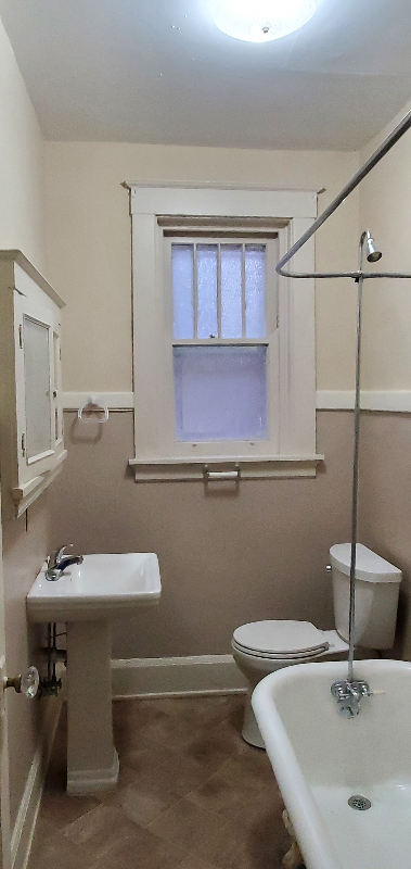 Primary Photo - 2950 Kling Ave