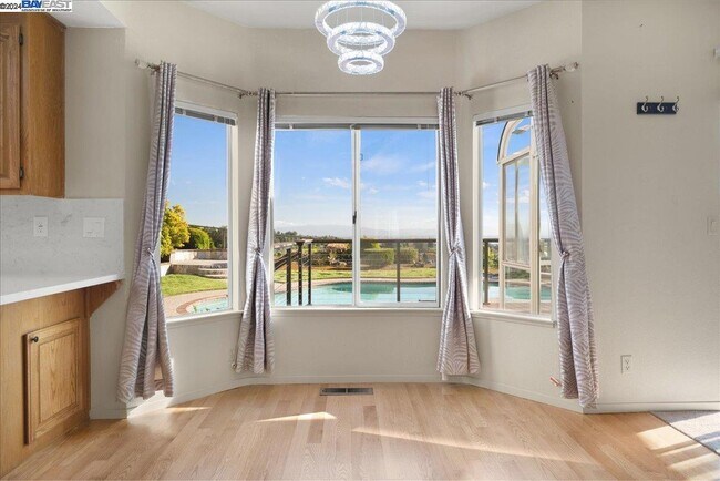 Foto del edificio - 45360 Whitetail Ct