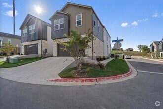 Building Photo - 7604 Grand Linden Wy