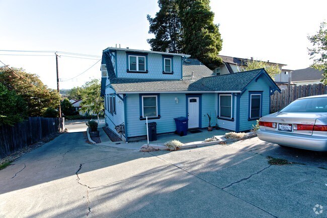 Building Photo - 204 Bodega Ave