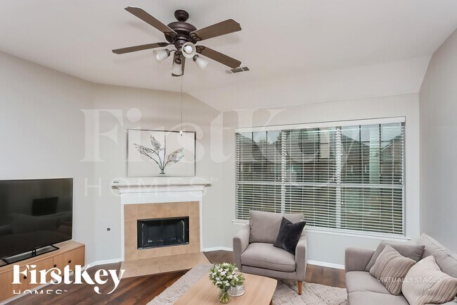 Foto del edificio - 2852 Maple Creek Dr