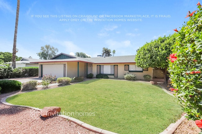 Building Photo - 5043 W Frier Dr