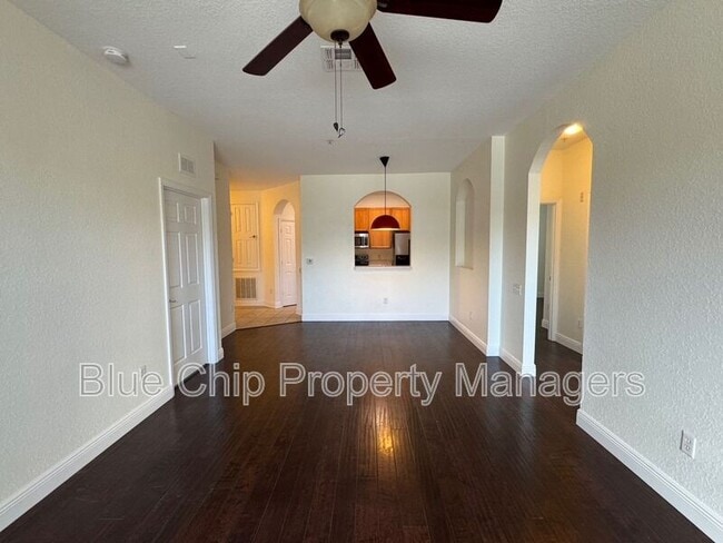 Building Photo - 6402 Cava Alta Dr