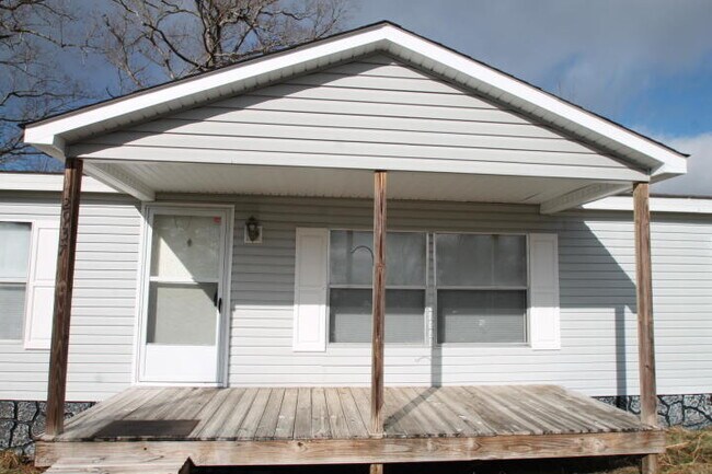Building Photo - 2937 Claysville Rd
