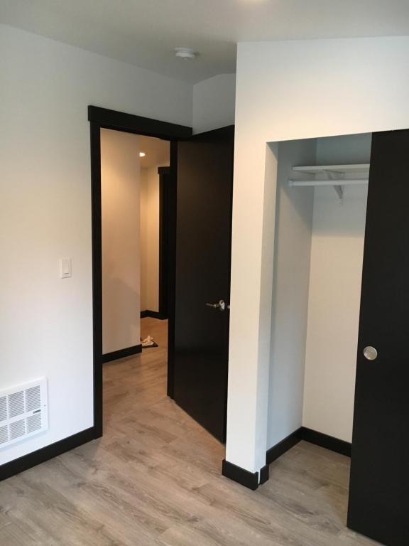 Foto del edificio - 7709A 11th ave SW