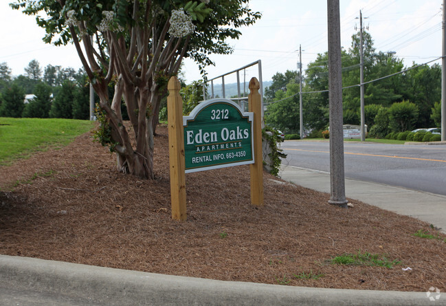 Building Photo - Eden Oaks Apartments