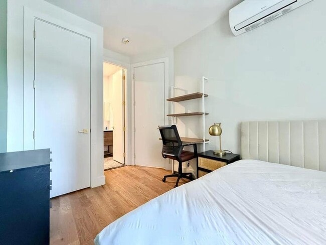Photo - Nice room in a good neighborhood Apartment