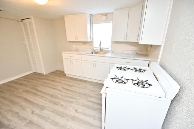 Foto del edificio - Mishawaka IN 2 bedroom home